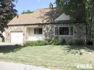 500 S Menard St, Metamora, IL 61548