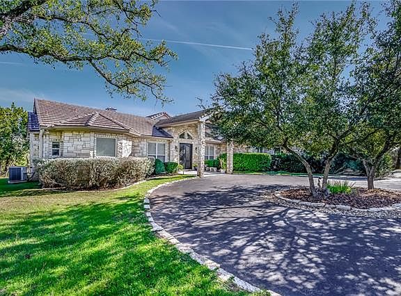 3rd image of 20022 Cordill Ln