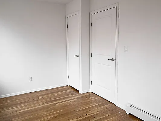 Rented by Avenues Real Estate | media 29