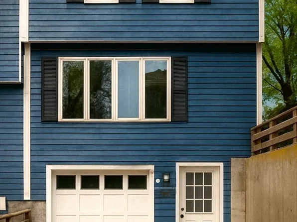 9 Olga Ave, Worcester, MA 01605