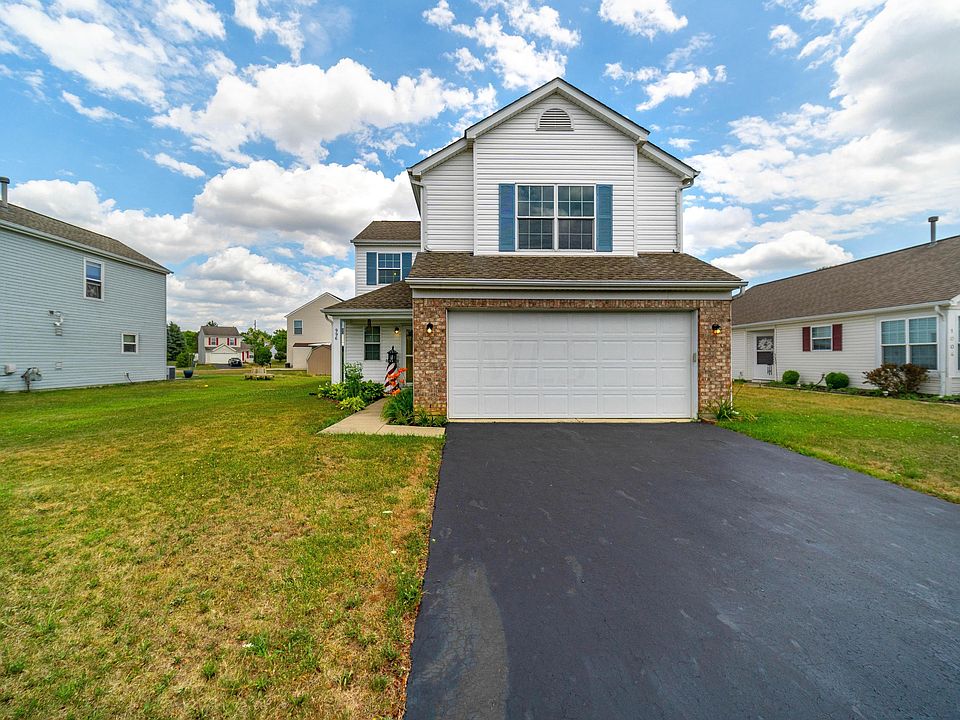 1st image of 996 Schauer Dr