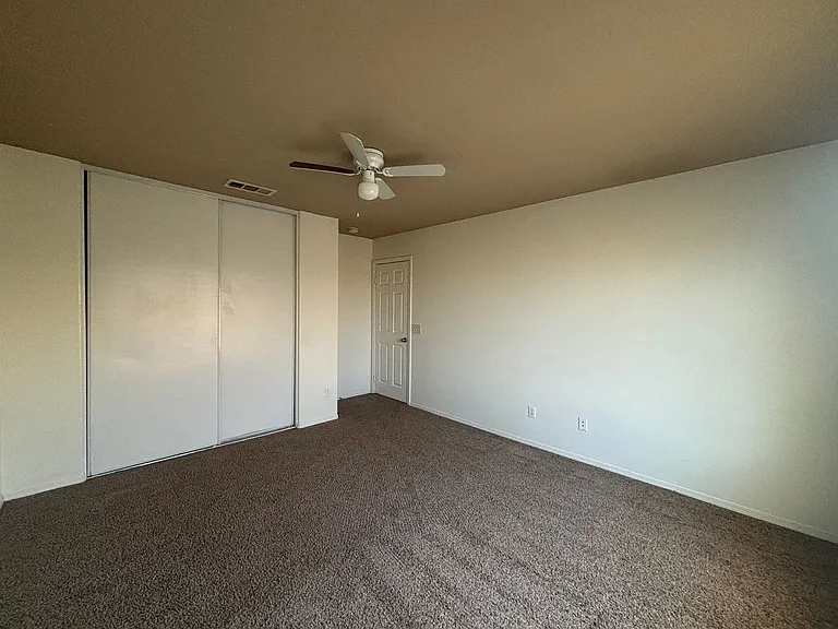 44321 Sunmist Ct — Photo 30
