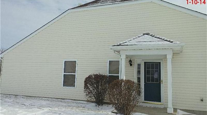 2nd image of 206 Cobblestone Cir