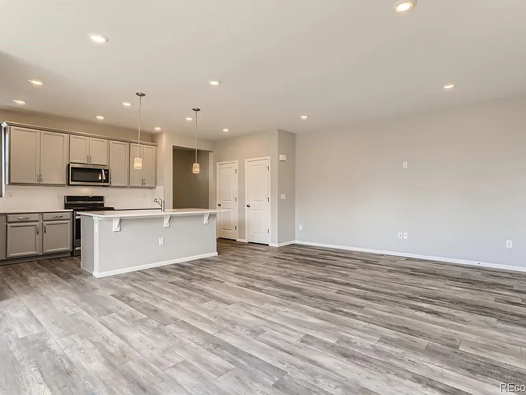 6302 N Fulton St — Photo 7