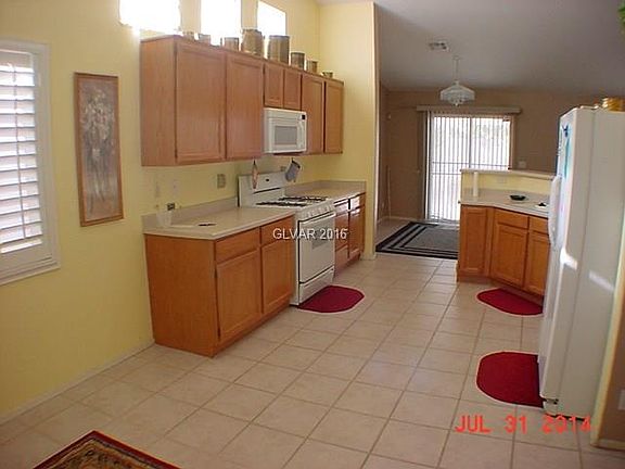 3rd image of 2219 Hawaiian Breeze Ave