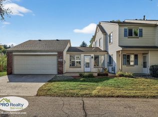 15940 Granada Ave, Apple Valley, MN 55124