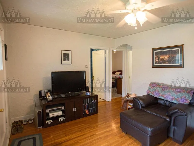 1048 3rd Ave SE — Photo 9