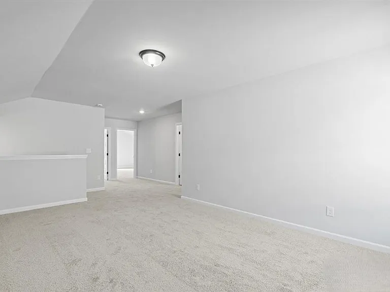 127 Huffman St — Photo 10