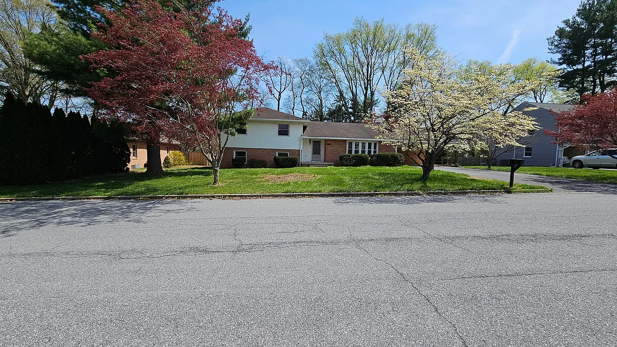 Building Photo - 13567 Donnybrook Dr