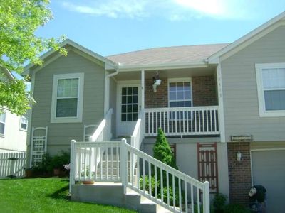 18413 E Blackhawk Trail, Independence, MO, 64056