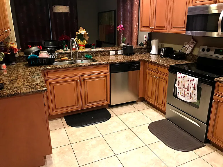 1250 Clove Dr — Photo 11