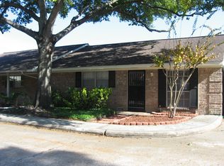 10122 Shadow Wood Dr APT 4, Houston, TX 77043
