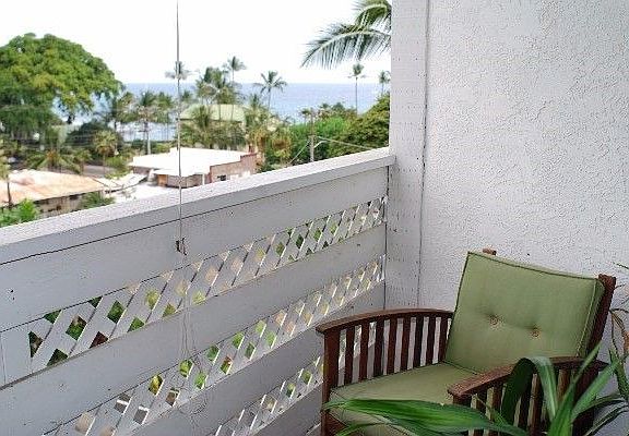 3rd image of 75-5680 Kuakini Hwy APT 307