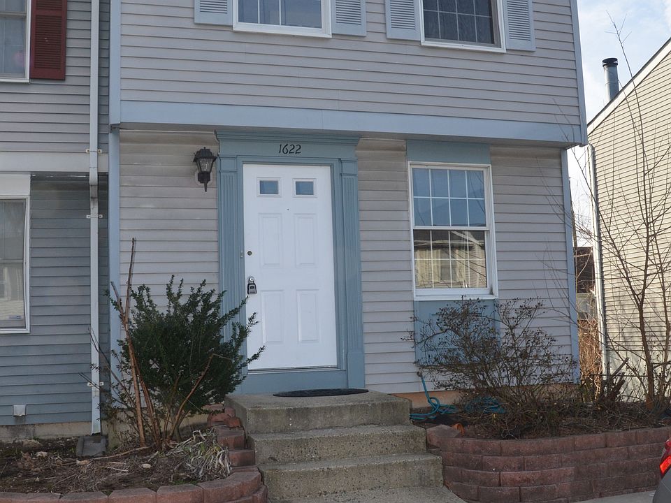 1st image of 1622 10th St S #Basement