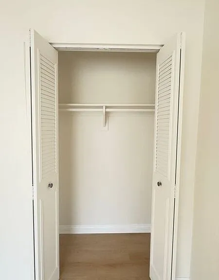 3026 Winfield Ave — Photo 13