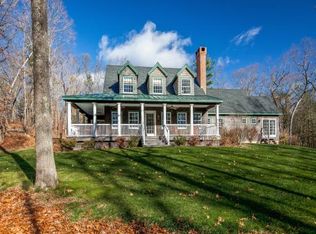 39 Prattling Pond Rd, Farmington, CT 06032