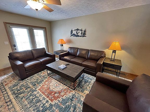 4th image of 19 Creekside Dr #35