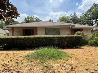 1520 Sutter St, Dallas, TX 75216