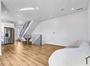 4525 Saint Elmo Dr, Los Angeles, CA 90019
