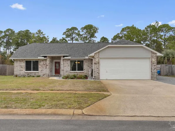 2341 Orion Lake Dr, Navarre, FL 32566