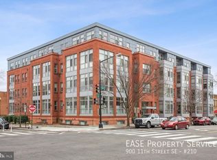 900 11th St SE APT 210, Washington, DC 20003