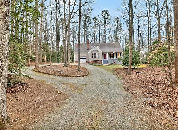 2nd image of 2011 Westwood Ct