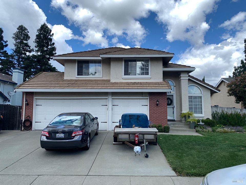 1st image of 561 Stanford Street