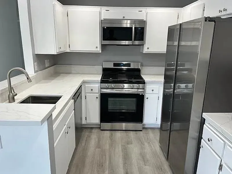 2 bed, 1.0 bath, 822 sqft, $1,850 — Photo 4