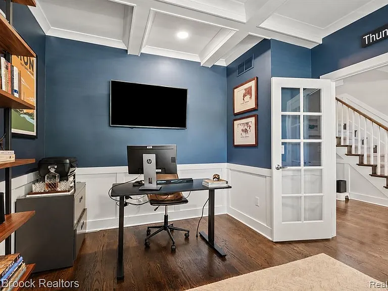 402 N Alexander Ave — Photo 10