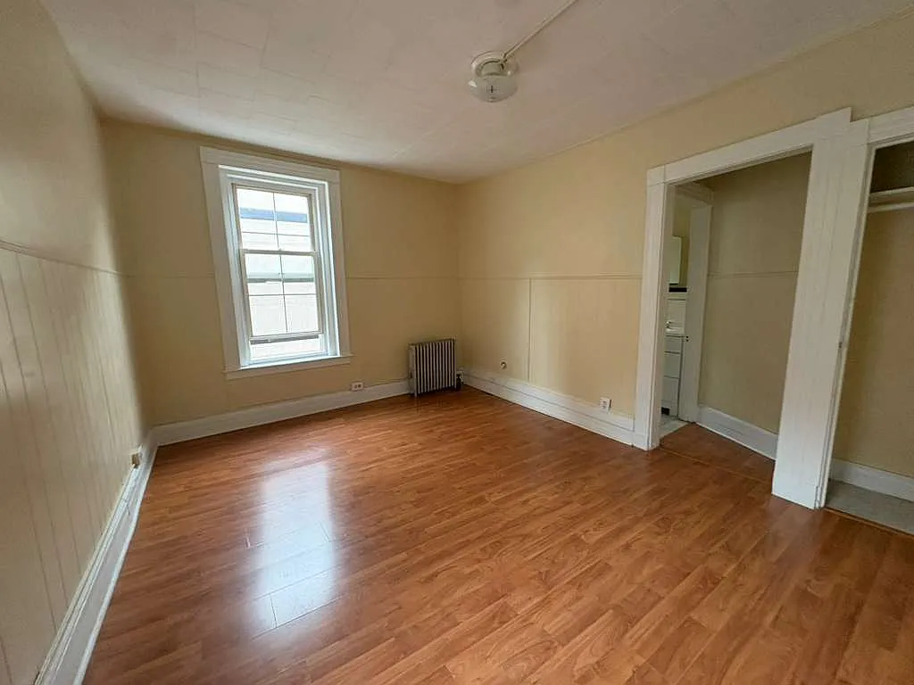 Building Photo - 340 Orange St #7