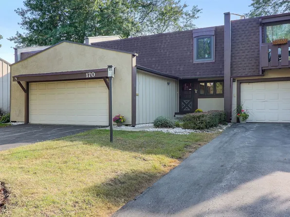 170 Cascade Dr, Indian Head Park, IL 60525