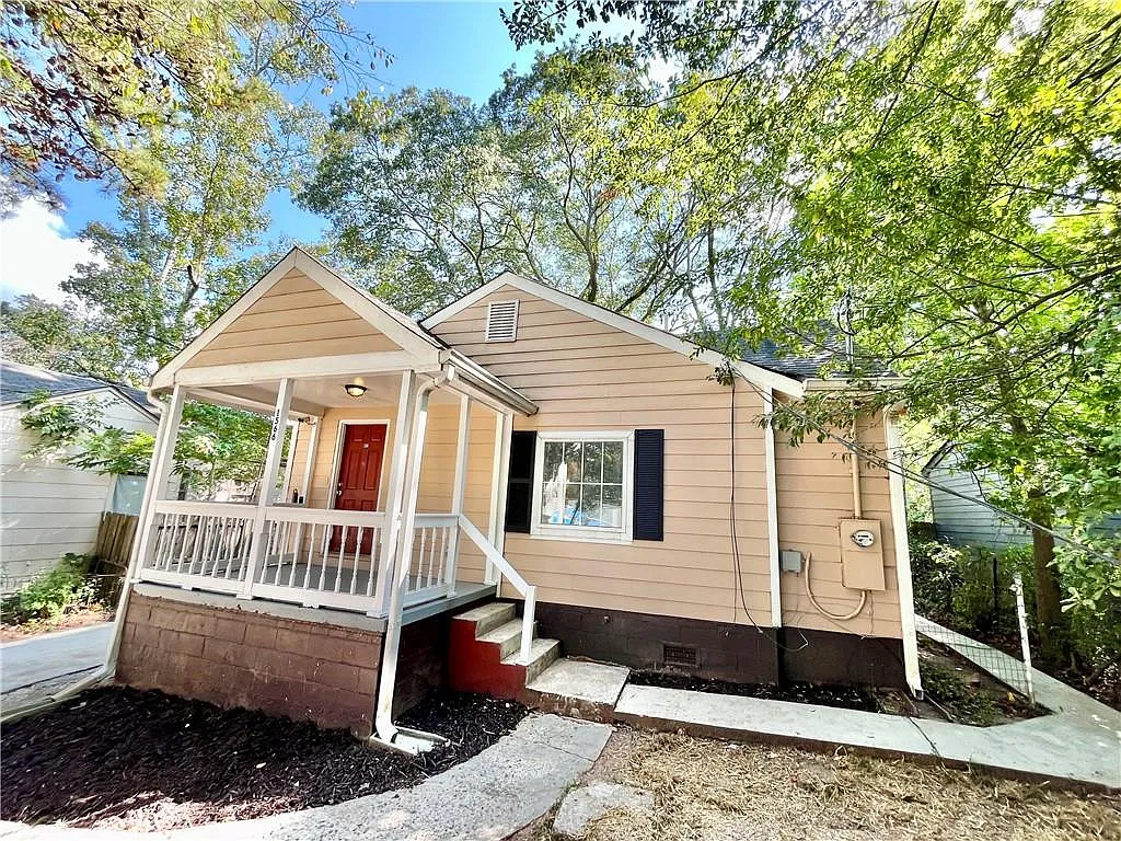 1566 Avon Ave SW photo 1
