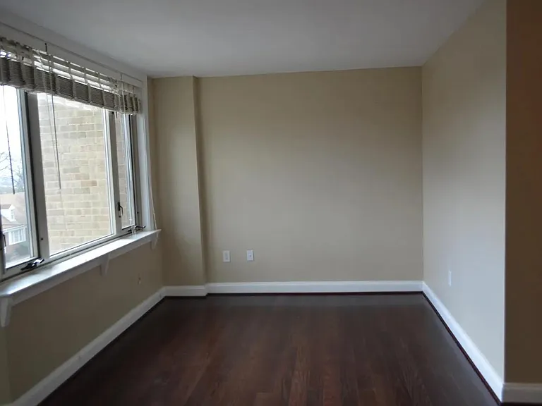 2800 Wisconsin Ave NW #409 — Photo 6
