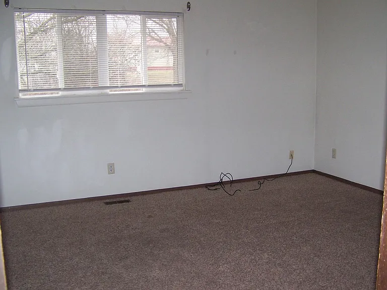 111 Pin Oak Dr #C — Photo 12
