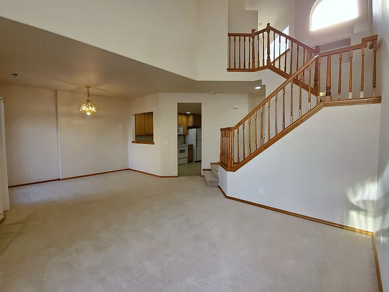 427 Columbia Point Dr — Photo 8