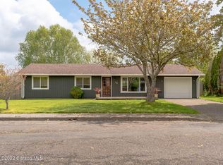 36 NW Cedar Ct, Warrenton, OR 97146