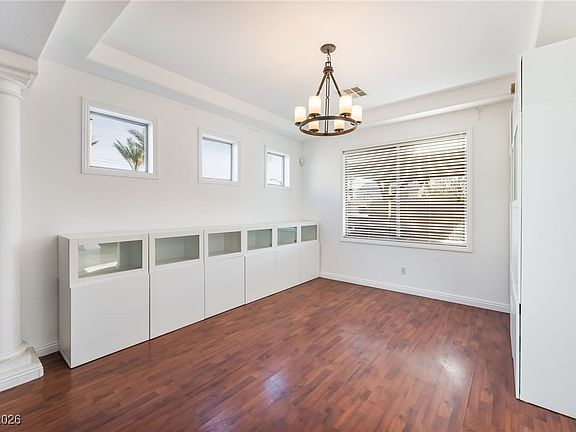 5th image of 3425 Hansa Ave