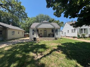 615 S Broadview Ave, Wichita, KS 67218