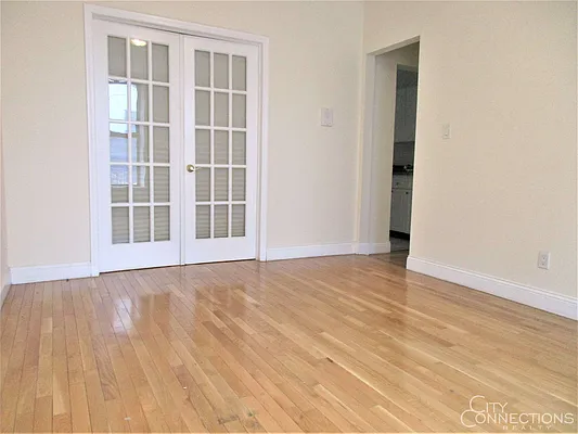 Rented by City Connections Realty | media 12
