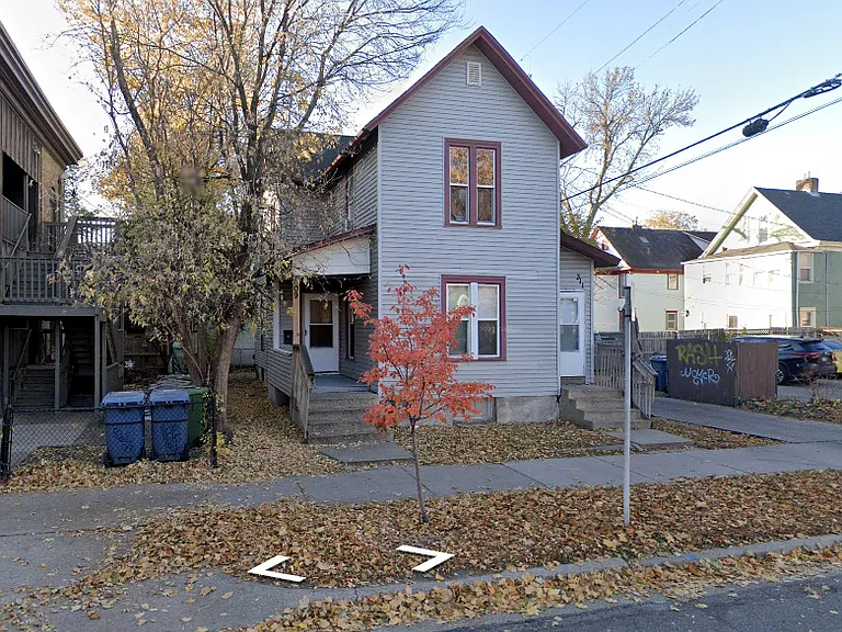 309 W 28th St #1 — Photo 7