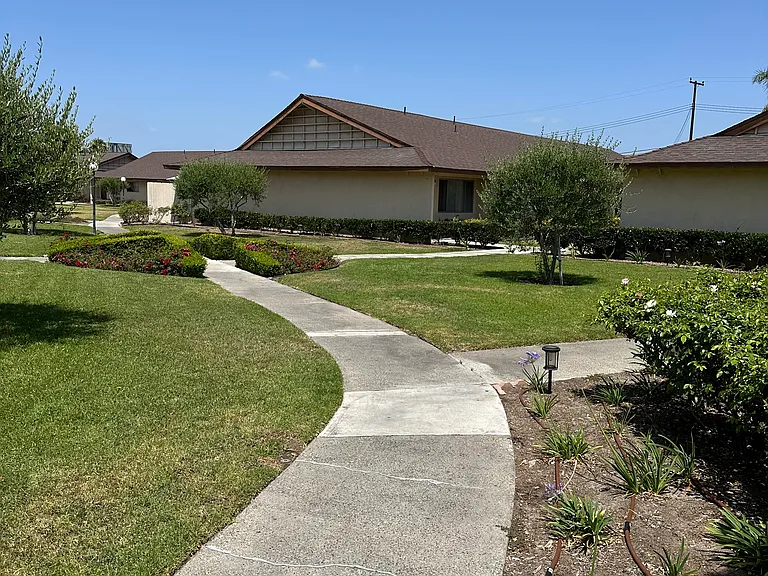 13471 Leda Ln #29 — Photo 2