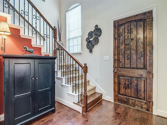 3rd image of 4691 Amanda Ct