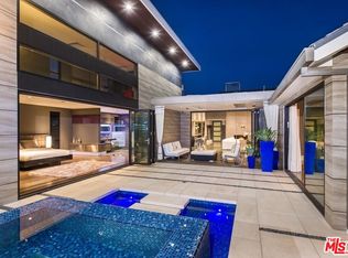 12318 W Sunset Blvd, Los Angeles, CA 90049