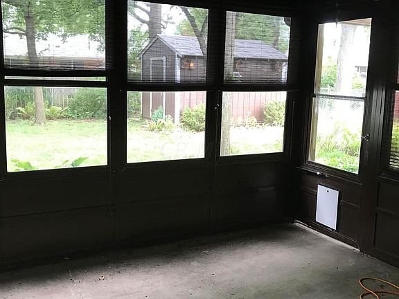 5th image of 143 Bombay Ave