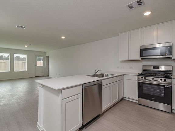 3rd image of 11990 Noble Wood Village Dr