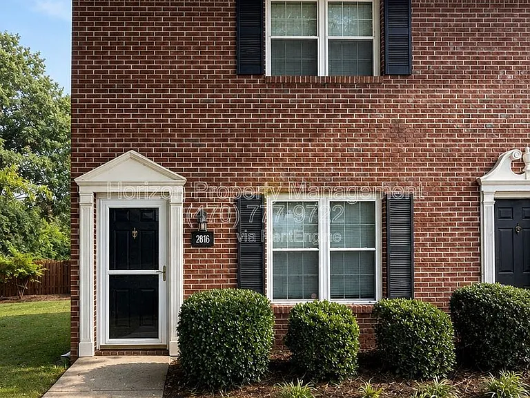 2816 Florence Dr — Photo 1