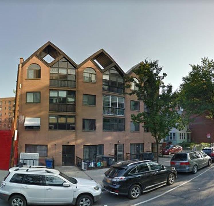 1st image of 13222 Sanford Ave