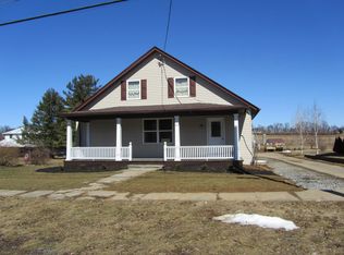 29 N Kinzer Rd, Kinzers, PA 17535