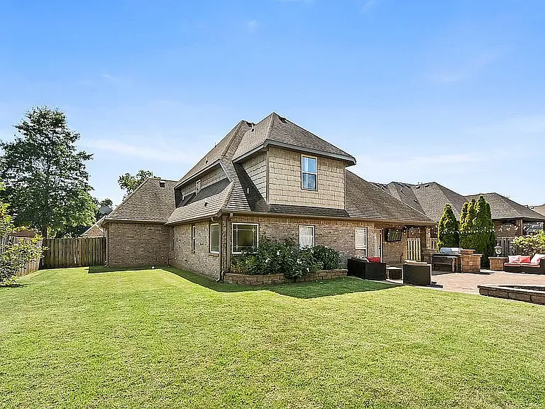1601 Partridge Run — Photo 26