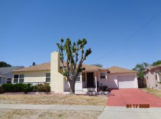 851 W Newgrove St, Lancaster, CA 93534